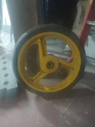 Rueda Llanta Delantera Rieju RS2 Matrix