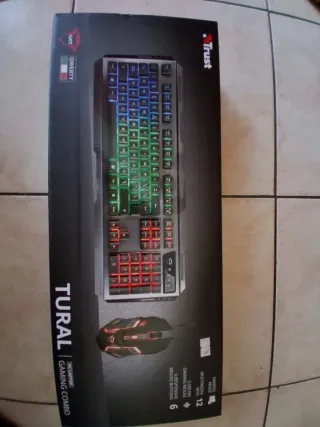 Tastiera Gaming Trust Multicolor