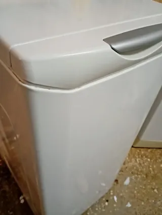 LAVADORA OTSEIN HOOVER de 6 kg y 1000 rpm Clase A+