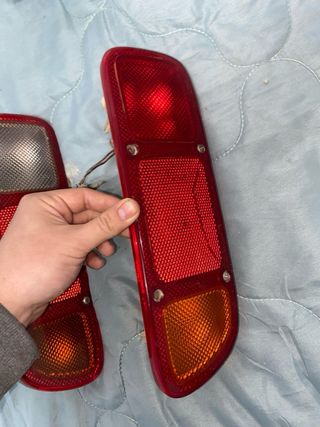 Piloto trasero Nissan Terrano