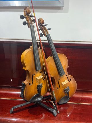 2 Violini con archi e due custodie