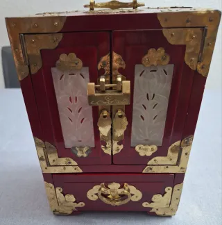 Joyero de nácar y madera. Oriental Vintage Musical