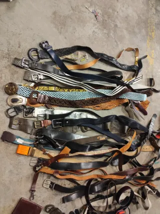 Lote de cinturones variados