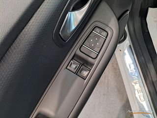 RENAULT CLIO LIMITED ENERGY TCE 75 CV