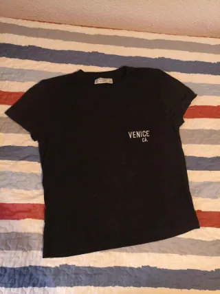 Camiseta Pull and Bear Negra Venice CA