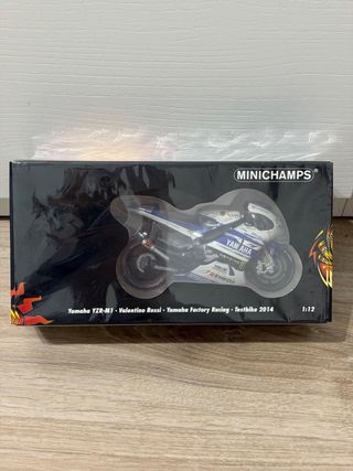 Yamaha YZR-M1 2014 Test Bike Valentino Rossi