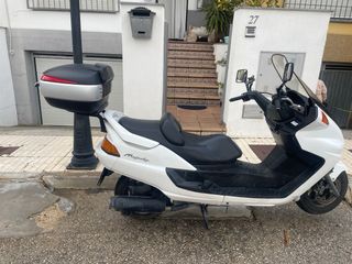 Yamaha Majesty 250 - Maxi Scooter