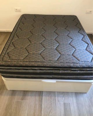 Canapé abatible madera y plástico