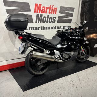 SUZUKI GSX 750 F
