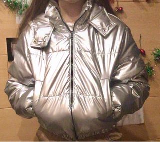 Abrigo plumífero plateado niña Bershka T.XS