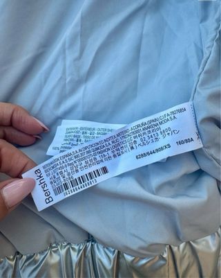 Abrigo plumífero plateado niña Bershka T.XS