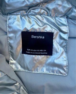Abrigo plumífero plateado niña Bershka T.XS
