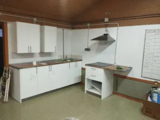 Se montan muebles de cocina