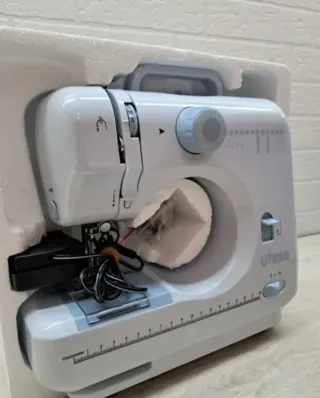 Máquina de Coser Ufesa SW1201 Facile