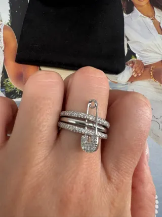 Anillo estilo APM Monaco