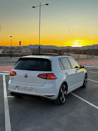 Golf GTI 230CV