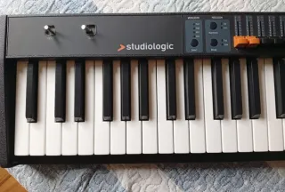 Teclado Studiologic Numa Compact 2x