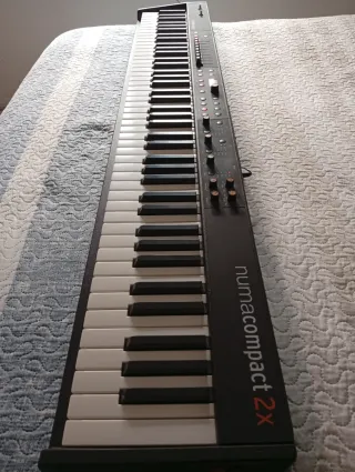 Teclado Studiologic Numa Compact 2x
