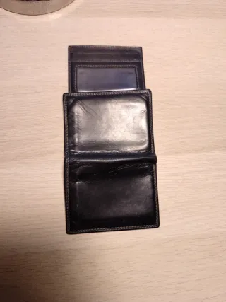 Cartera de cuero clásica negra