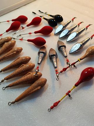 LOTE PESCA de 23 PLOMOS para SURFCASTING