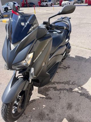 Yamaha Xmax 400