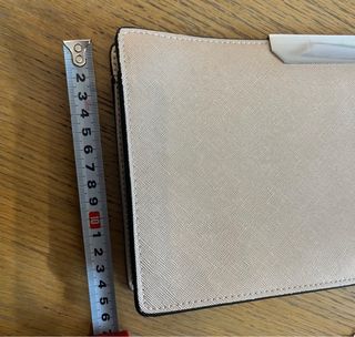 Bolso de mano dorado