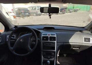 Bandeja trasera peugeot 1044096 307 2.0 hdi 83529