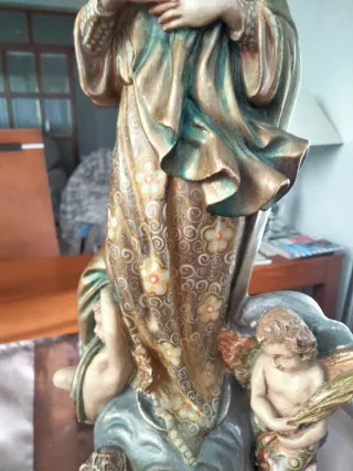 Figura Inmaculada Concepción, Olot.