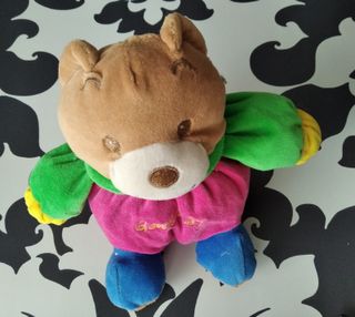 Lote 4 peluches varios, alguno con sonido