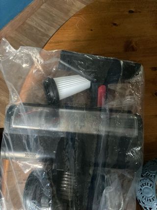 Aspiradora portátil Fieety naranja y negra