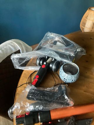 Aspiradora portátil Fieety naranja y negra