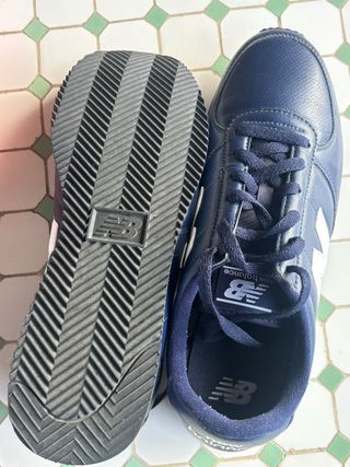 Zapatillas New Balance Azul y Blanco