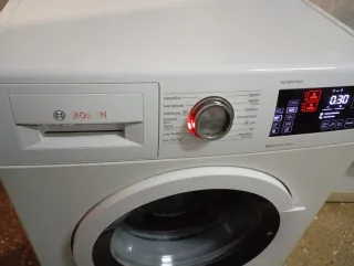 Vendo LAVADORA BOSCH de 8 kilos y 1200 rpm Clase A