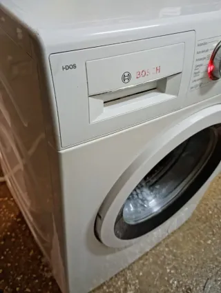 Vendo LAVADORA BOSCH de 8 kilos y 1200 rpm Clase A