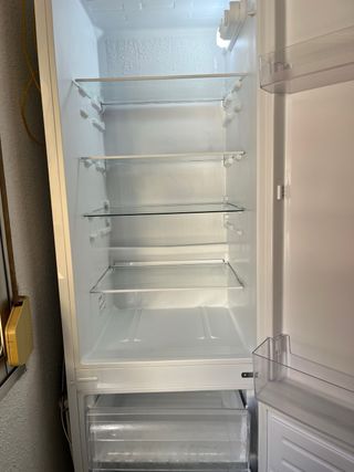 Nevera casi nueva con garantía