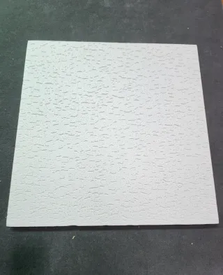 Placas de escayola para techo desmontable