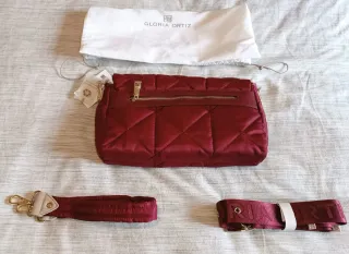Bolso Gloria Ortiz burdeos acolchado