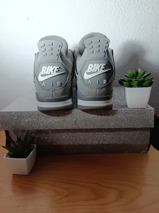 Zapatillas Jordan Grises