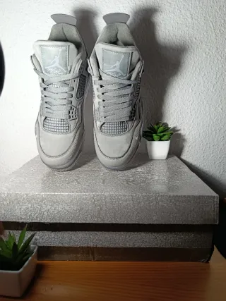 Zapatillas Jordan Grises