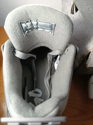 Zapatillas Jordan Grises