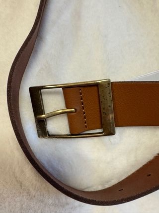 Cinturón de hombre marrón de piel