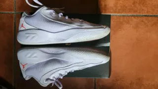 Zapatillas Baloncesto Jordan Luka .77