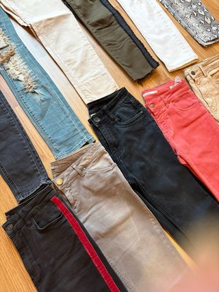 Lote 12 Pantalones Variados - 18€