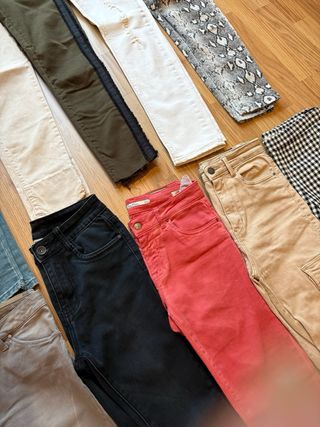 Lote 12 Pantalones Variados - 18€