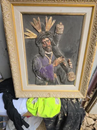 Cuadro Cristo con marco dorado