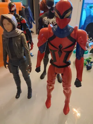 Action Figure Marvel 30 cm Vari Personaggi