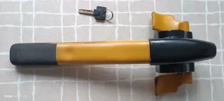 Antirrobo volante con llave