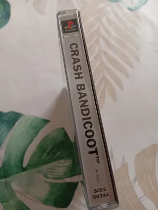 Crash Bandicoot PS1 Platinum. Disco impoluto