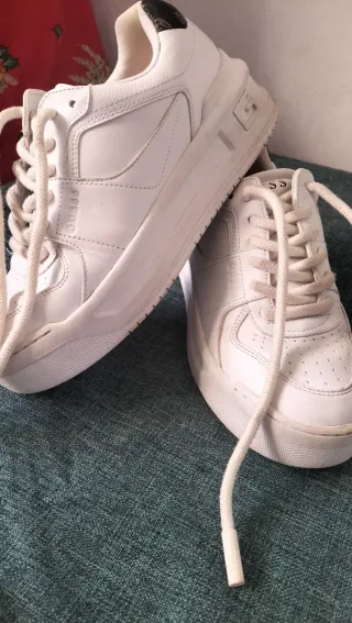 Tenis Guess blancos mujer