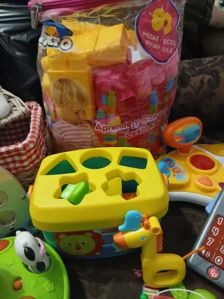 Lote de juguetes para niños